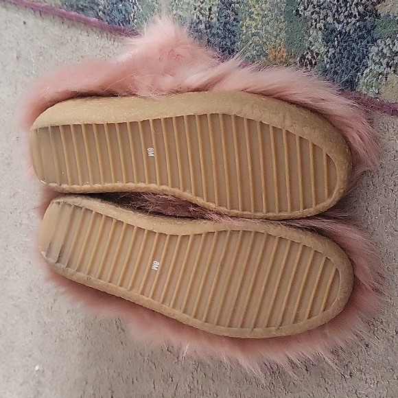 SOLD! Jeffrey Campbell Yeti Boots - Picture 4 of 4